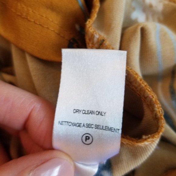 Ivanka Trump Women's size Small Sleeveless Blouse - Picture 8 of 11